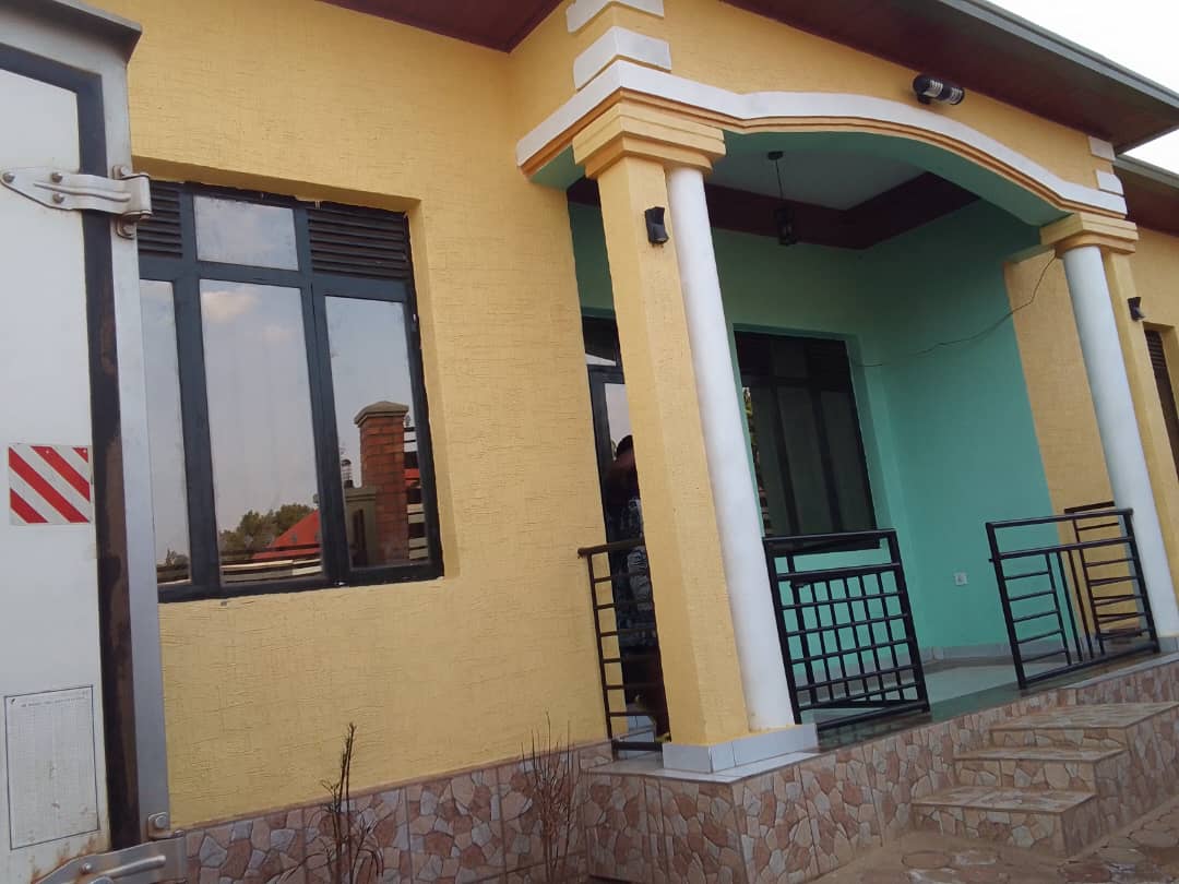 HS34- $45 900: House for Sale: Kigali-Kanombe