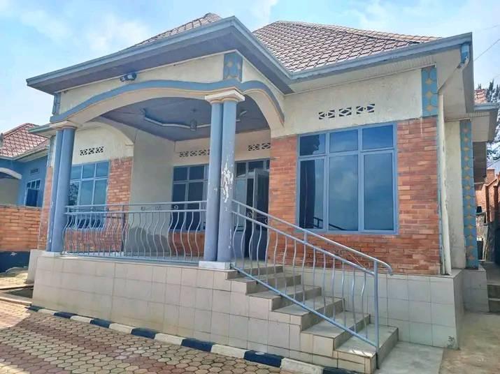 HR20- $ 290: House for Rent: Kigali-Kanombe