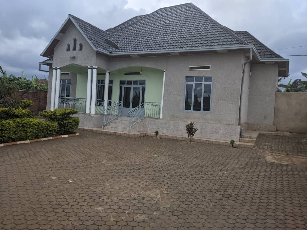 HS24- $47 300: House for Sale: Eastern-Nyamata