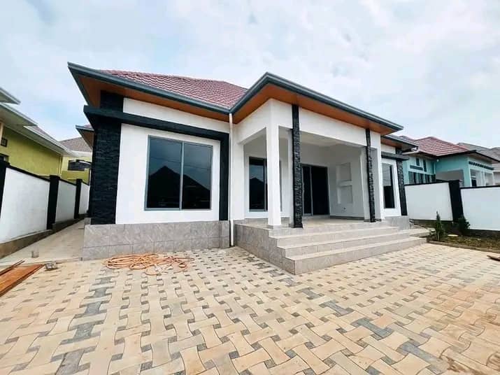 HS18- $ 108 400: House for Sale: Kigali-Kicukiro