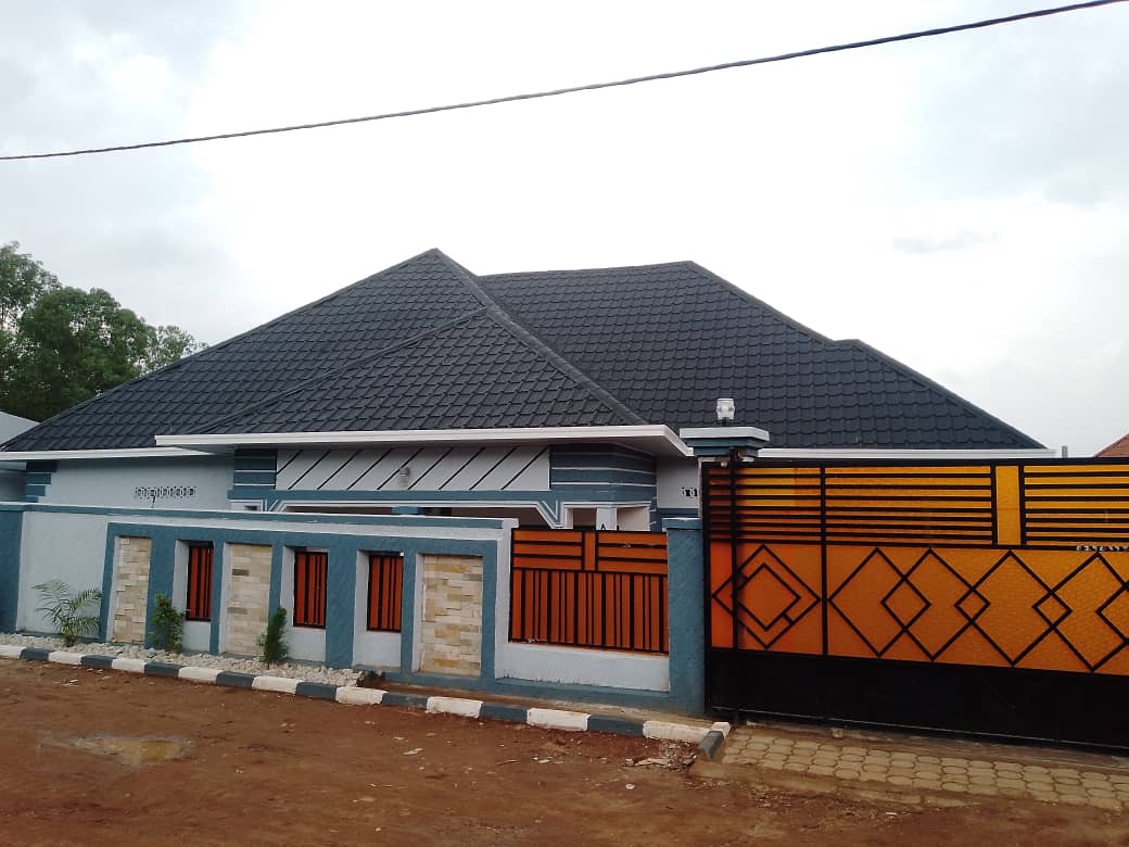 HR09- $ 360: House for Rent: Kigali-Kabeza